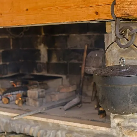 Sobol In Kočičin Ferienhaus Kuzelj