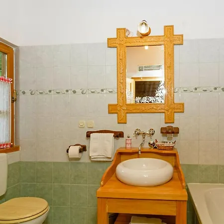 Holiday home Sobol In Kocicin *