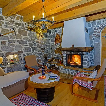 Sobol In Kočičin Ferienhaus