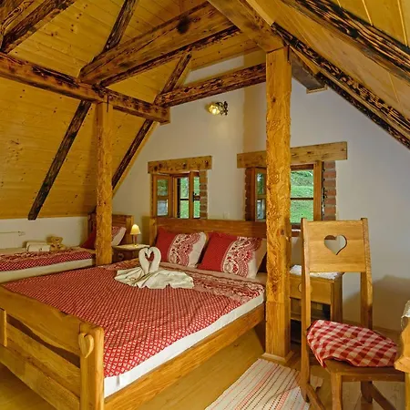 Ferienhaus Sobol In Kočičin