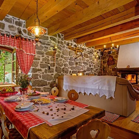 Sobol In Kocicin Holiday home Kuzelj